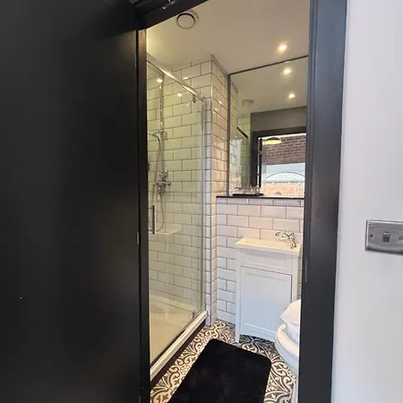 Lux - Luxury In Centre Near Canal Apartment *