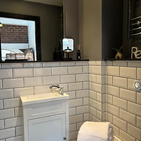 Lux - Luxury In Centre Near Canal Лидс