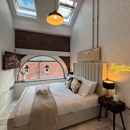 Lux - Luxury In Centre Near Canal