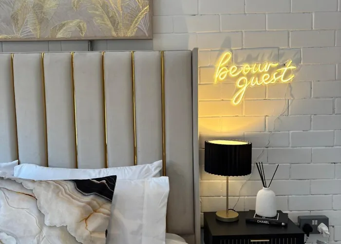 Lux - Luxury In Centre Near Canal דירה לידס