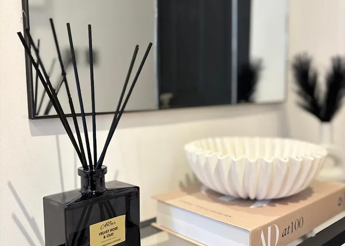 Lux - Luxury In Centre Near Canal